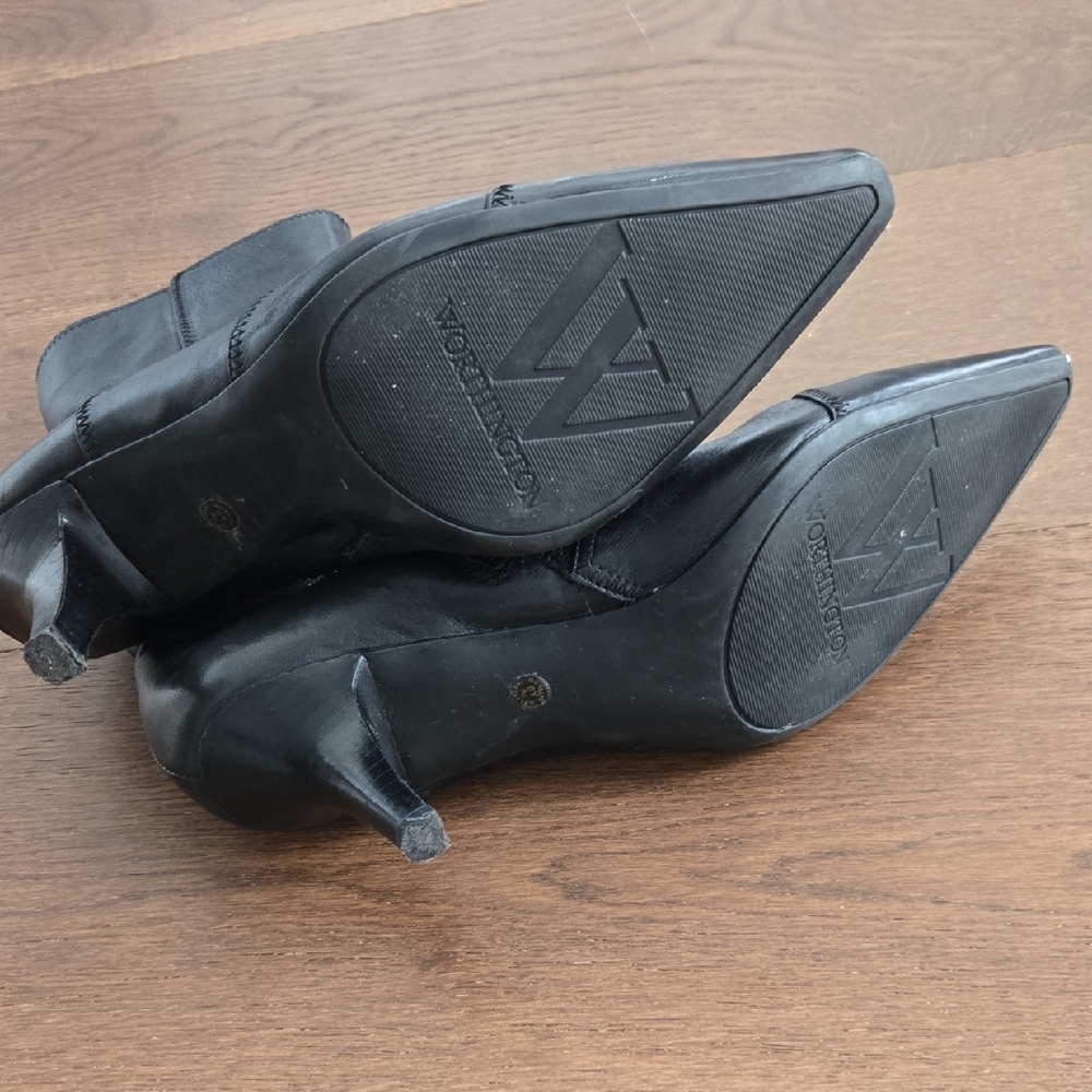 Worthington Sleek Black Ankle Booties - Picture 5 of 9